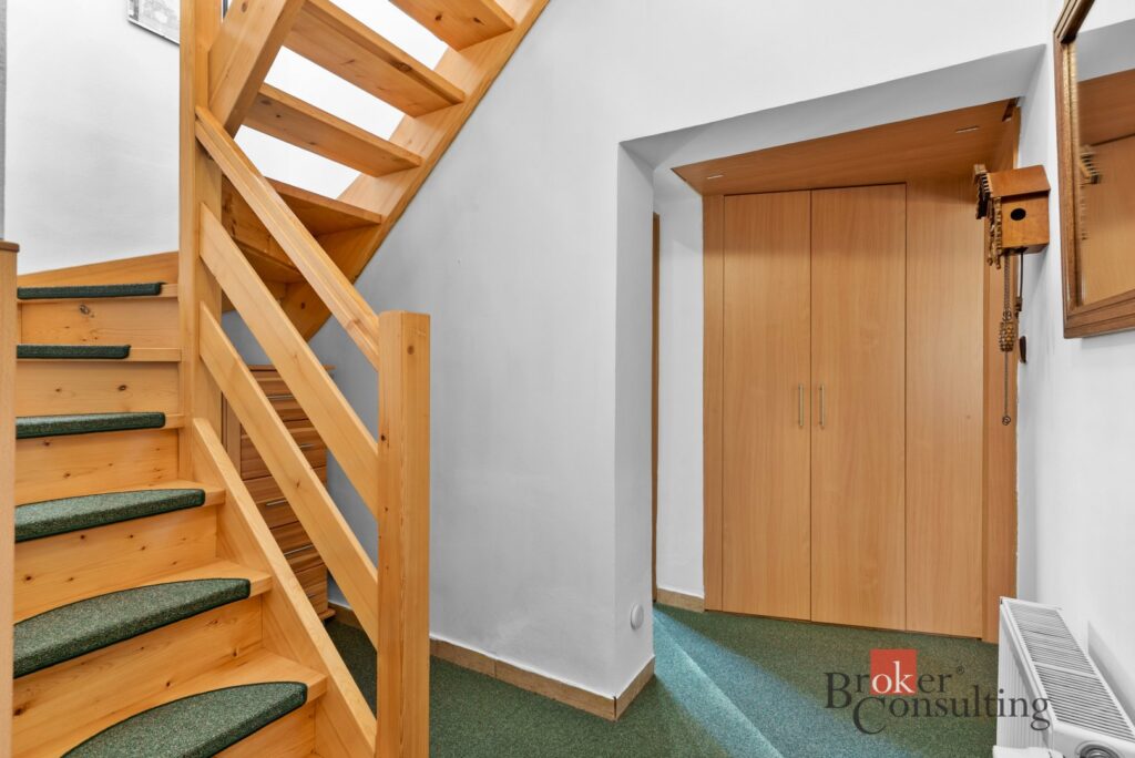 Rodinný dům 4+1, Tanvald – Údolí Kamenice, fotografie 17